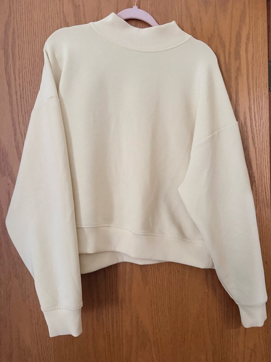 CALIA by Carrie Underwood Tops - CALIA by Carrie Underwood Cream Mock Neck Pullover Sweatshirt